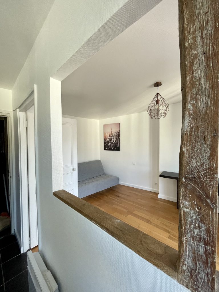 Studio_Paris_VIII_peinture_01